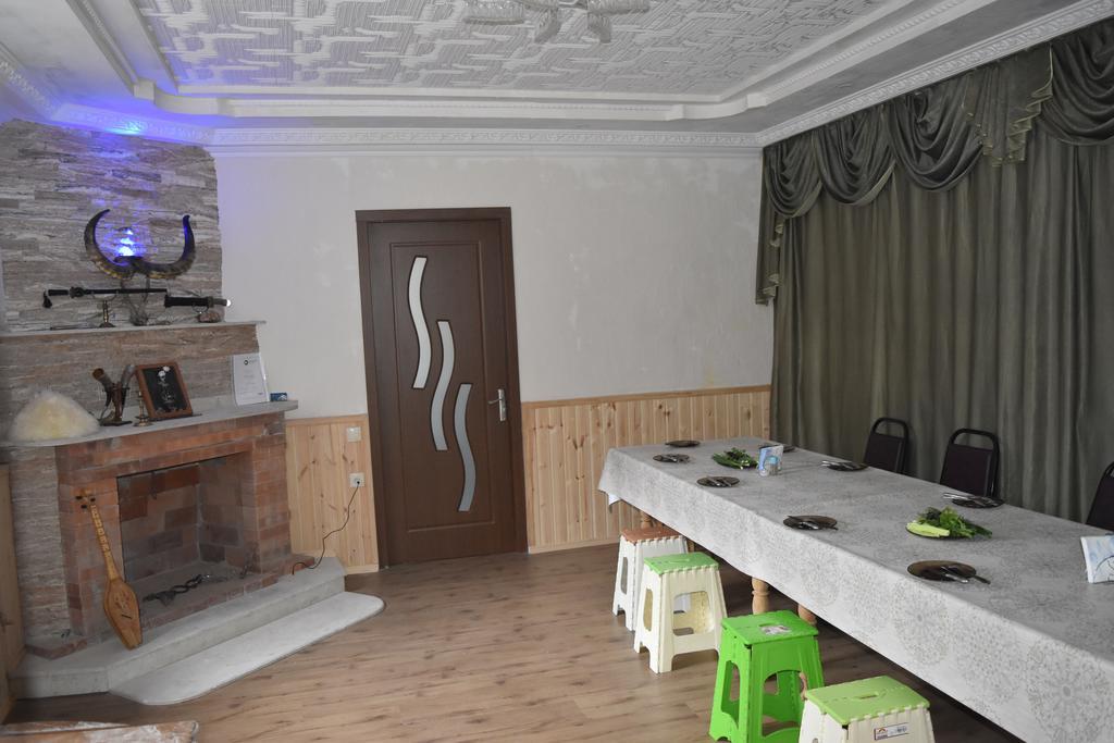 Qusha Guesthouse Meeting In The Mountains And Views Kazbegi Exterior foto